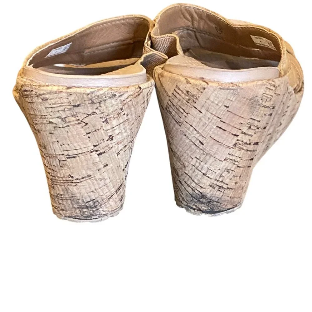 Crocs Aleigh Cork Wedge Sandals Sz 6 Tan #236H‎